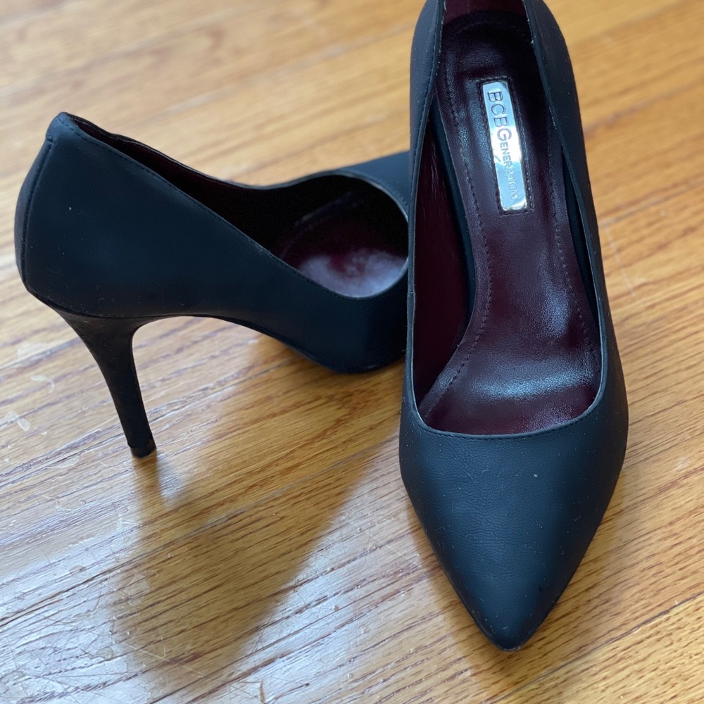 BCBGeneration black pumps